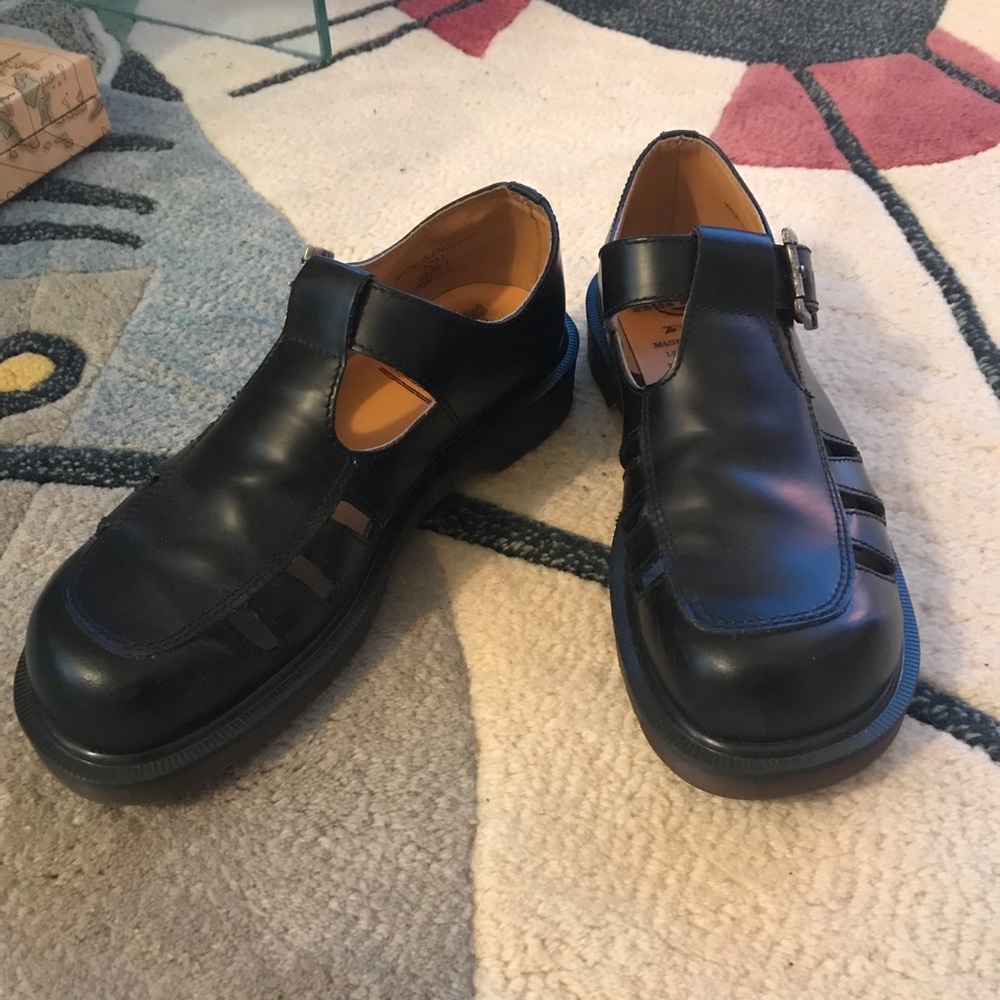 MADE IN ENGLAND DR. MARTEN MARY JANES